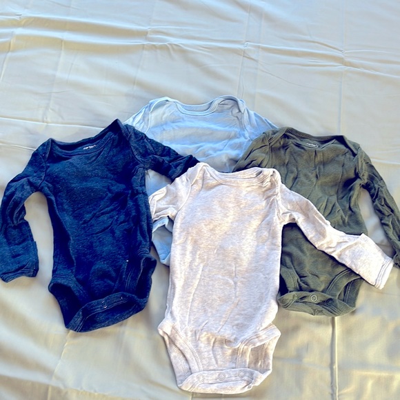 Carters Newborn Longsleeve Bodysuits - Picture 1 of 2